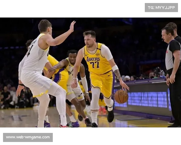 独行侠客场挑战爵士,东契奇与马尔卡宁对决成焦点 独行侠客场挑战爵士,东契奇与马尔卡宁对决成焦点